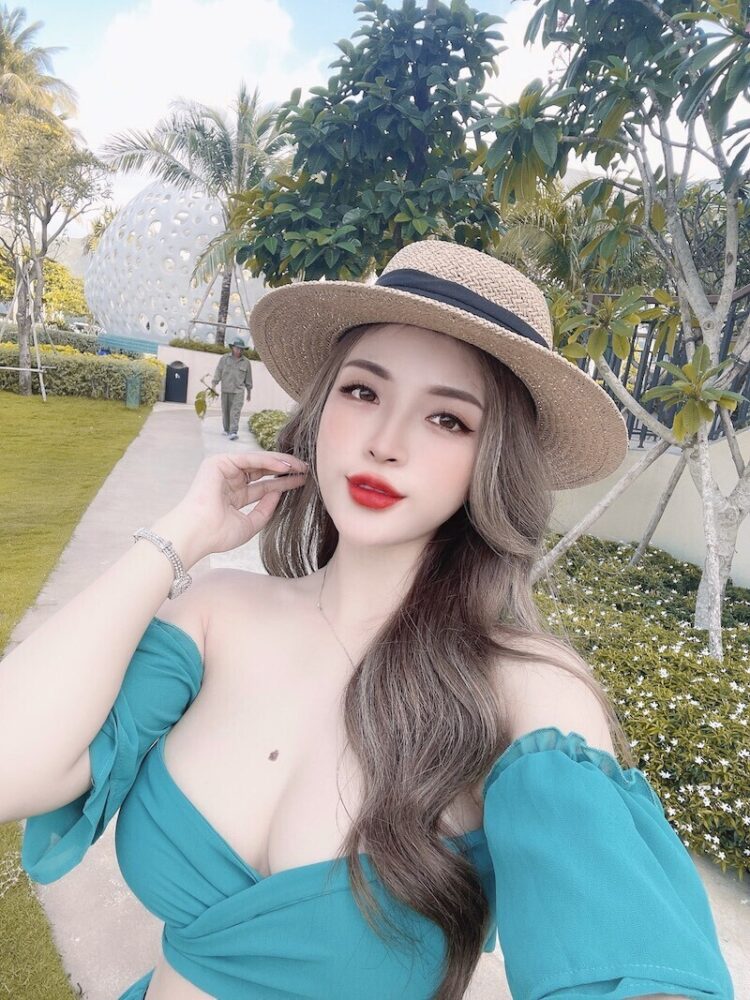 Hot Girl Thanh Huyen Dinh 4